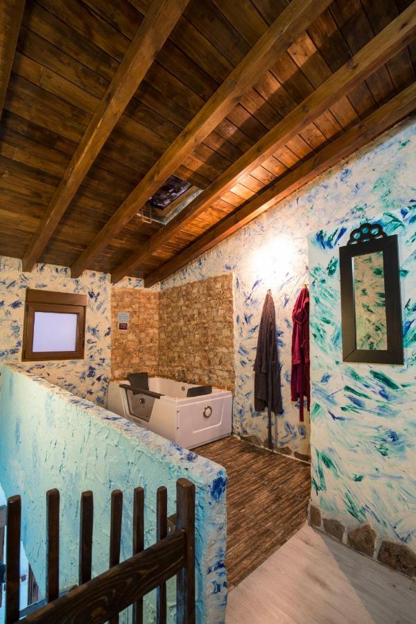 El Eden De Javier Guest House Robledillo Екстериор снимка