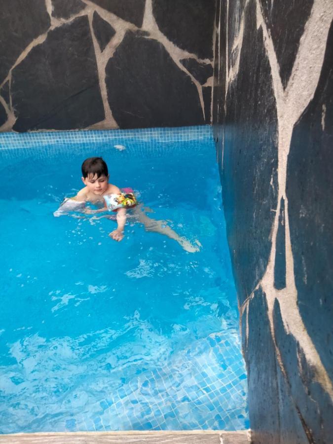 El Eden De Javier Guest House Robledillo Екстериор снимка