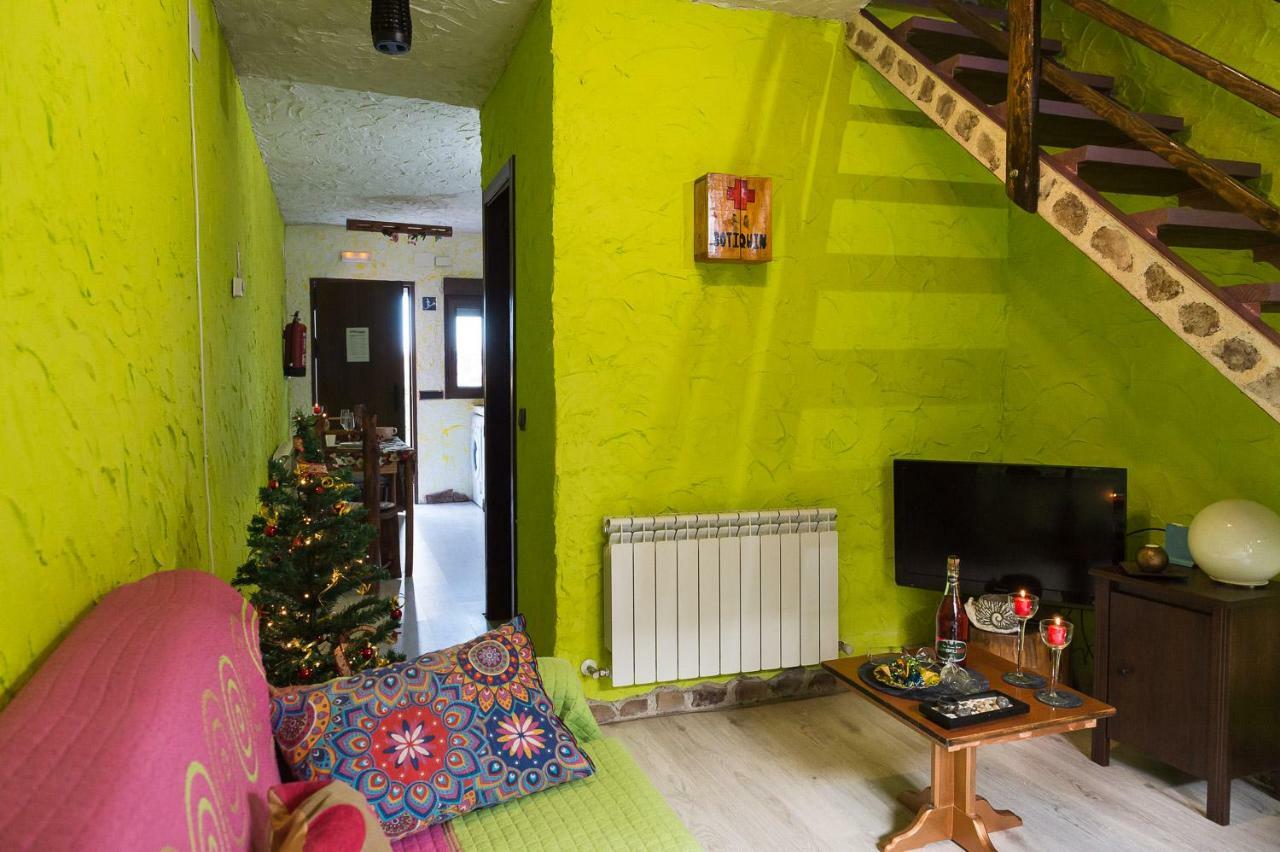 El Eden De Javier Guest House Robledillo Екстериор снимка